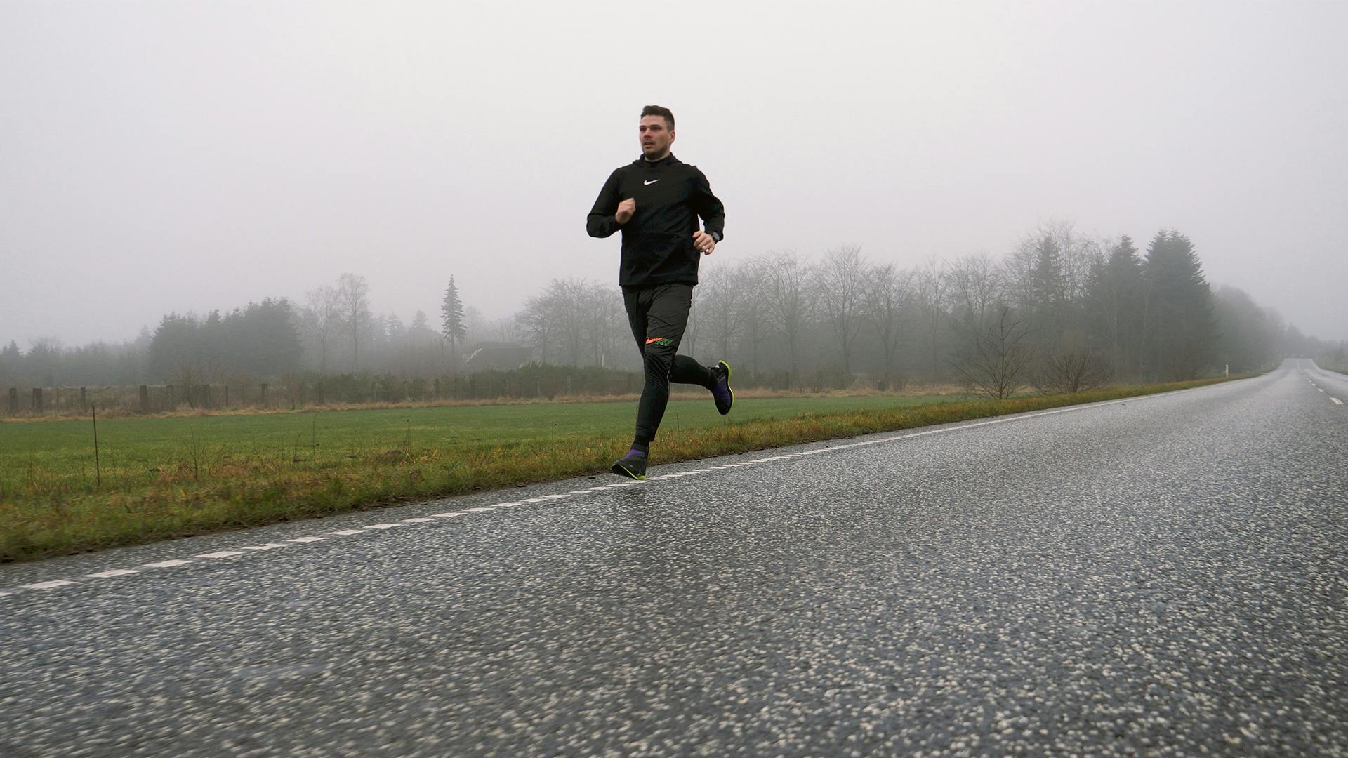 LØBEGUIDE: Sådan kommer du i gang med løb – uden skader